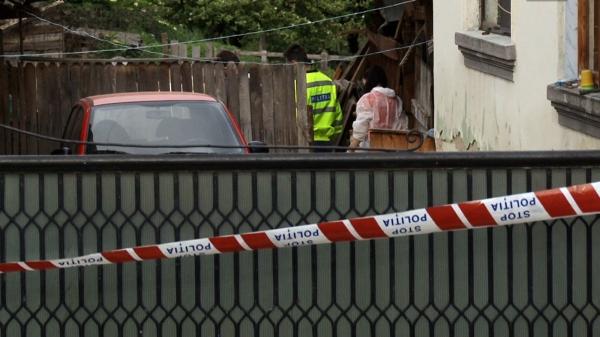 Motivul crimei oribile din Vrancea, unde o tânără mamă a fost înjunghiată până la moarte de propriul soț. Copiii celor doi, luați în grijă de rude