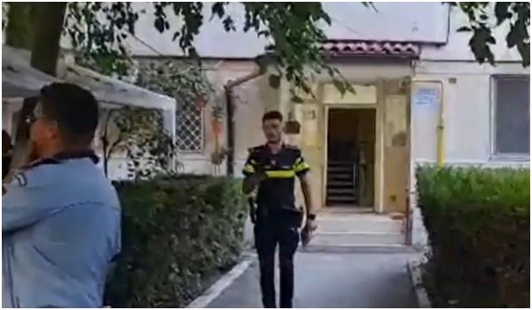 O fetiţă a căzut de la etajul 4 al unui bloc din Constanţa. A scăpat ca prin minune cu viaţă, după ce sârmele i-au atenuat căderea