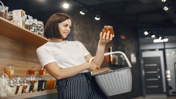 Un aliment preferat de români se scumpeşte din toamnă. Canicula a afectat producţia: preţul ar putea creşte cu 15%