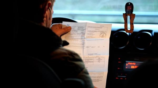 Plafonarea tarifelor RCA, prelungită. Ce se întâmplă cu şoferii care au asigurări la Euroins