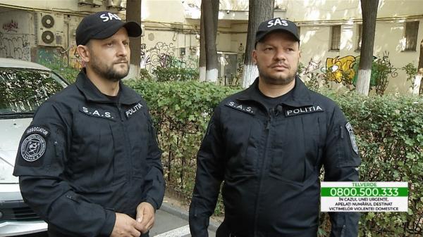 Filmul unei negocieri de 14 ore. Polițiștii care au negociat cu bărbatul care și-a înjunghiat iubita au dezvăluit pentru Observator cum s-a desfăşurat misiunea