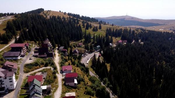 Preţurile la cazările de Crăciun şi Revelion ar putea exploda dacă Guvernul decide creşterea TVA-ului de la 9 la 19%