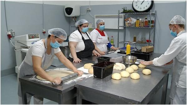 Delicatesa care s-ar putea ieftini în perioada sărbătorilor de iarnă. Producătorii nu sunt încântați de veste: "Probabil vom renunţa să mai facem"