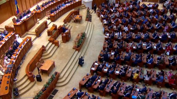 Guvernul adoptă azi pachetul de măsuri fiscale. Proiectul este criticat de CES şi are şanse mari să pice la CCR dacă este atacat