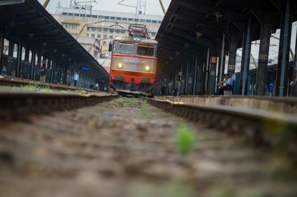 A pus în pericol viaţa a sute de oameni. Un mecanic de locomotivă, prins drogat în timpul serviciului. Alţi doi angajaţi au refuzat să fie testaţi