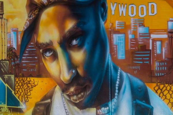 Suspect arestat în cazul morţii lui 2Pac. Rapperul a fost ucis acum 27 de ani