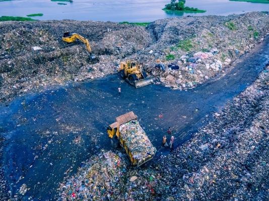 Particule de plastic, găsite în nori: efectele pot fi devastatoare. Descoperirea i-a îngrozit pe cercetători