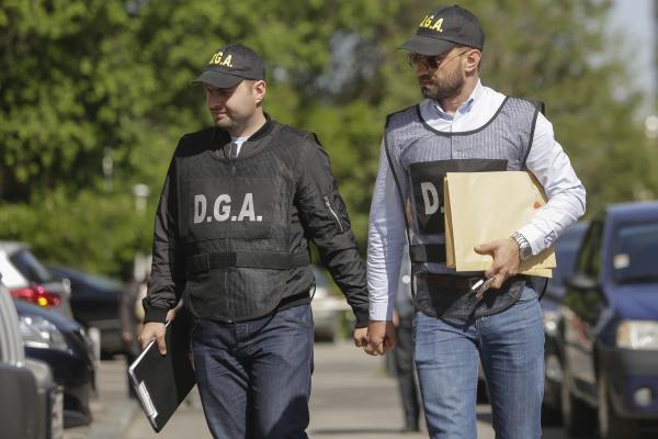 Percheziţii la Ministerul Sănătăţii. Procurorii suspectează că ar fi fost făcute publice informaţii secrete pentru fraudarea unui concurs