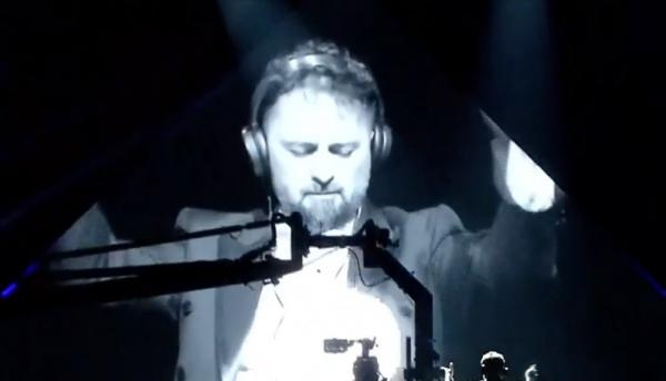 "Incendiar! A fost extraordinar de frumos!" "DJ-ul milionarilor", concert alături de Orchestra Metropolitană Bucureşti în Palatul Parlamentului