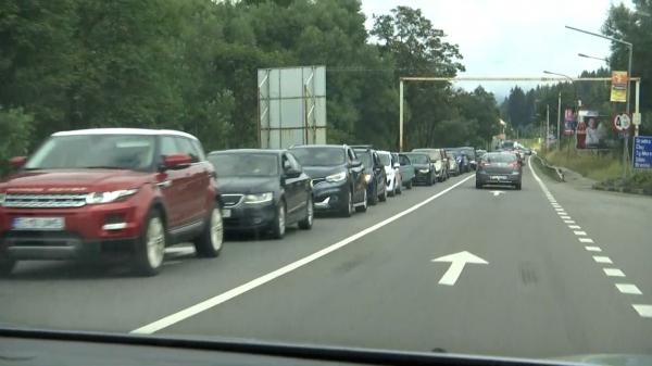 O greşeală de proiectare blochează şoseaua care ar trebui să decongestioneze traficul de pe DN1. Ce soluţie are constructorul