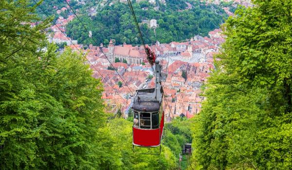 Destinaţia din România care a detronat celebrele staţiuni Innsbruck şi Chamonix. Oraşul este extrem de popular printre turiştii străini