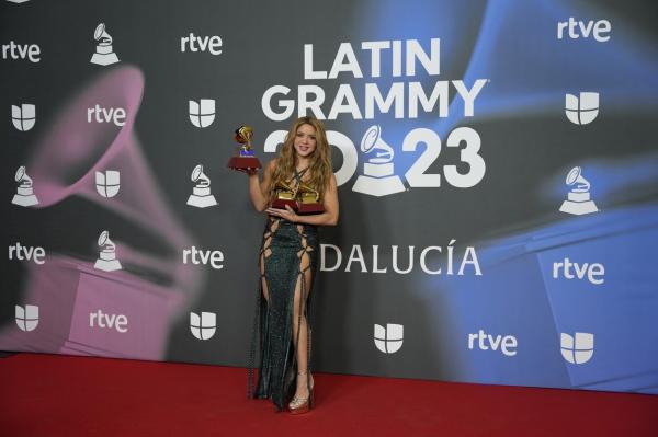 Latin Grammy 2023. Shakira, marea câştigătoare a serii: despărţirea de Pique i-a adus un premiu important