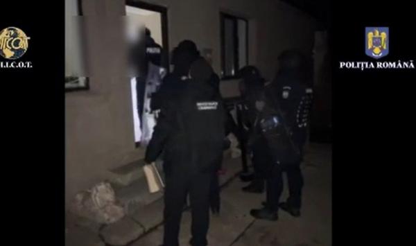 Operațiunea "Ziua Z". Aproape 200 de percheziții în țară la traficanții care exploatează copii și migranți. Cum ajungeau minorii în caruselul exploatării sexuale