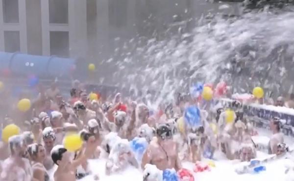 Minivacanţa de 1 Decembrie. Petrecere autentic românească la Băile Felix: "Un pic de şoric, un pic de lebăr, un pic de turtă de casă. Cum am fost învăţaţi în copilărie"