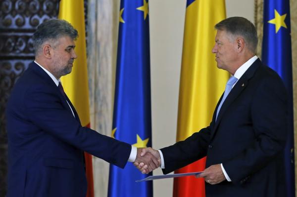 În timp ce Klaus Iohannis s-a dus în Dubai, Marcel Ciolacu a plecat la Washington. Ce obiective are România