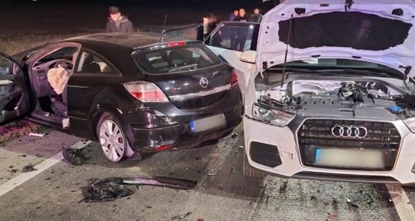 Carambol cu patru maşini, pe DN 65, în Olt. Nouă oameni au ajuns în stare gravă la spital, între care şi un minor. Planul Roşu de Intervenţie activat