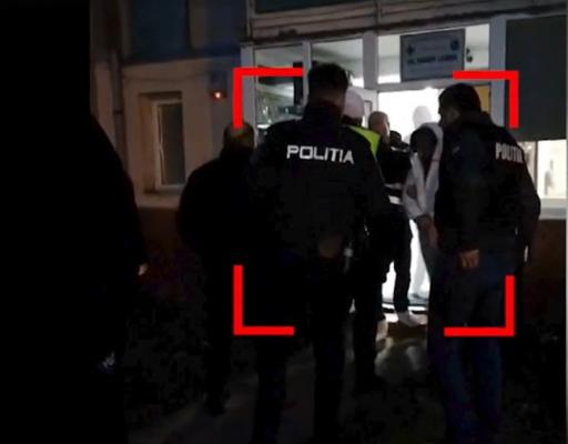 "A omorât fata. Ce nenorocit". Crimă oribilă în Petroşani: şi-a strâns fosta iubită de gât până a lăsat-o fără suflare. Bărbatul a vrut apoi să se sinucidă