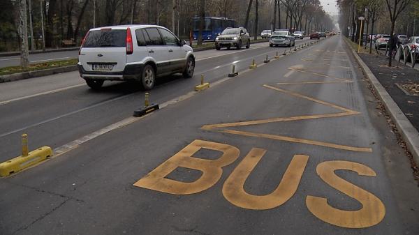 Autobuzele au cale liberă în nordul Capitalei: de la Casa Presei la Arcul de Triumf. Banda unică pentru transportul în comun, inaugurată astăzi