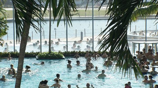 Alternativa accesibilă pentru românii care nu vor să petreacă sărbătorile la munte. Este locul ideal pentru familiile cu copii