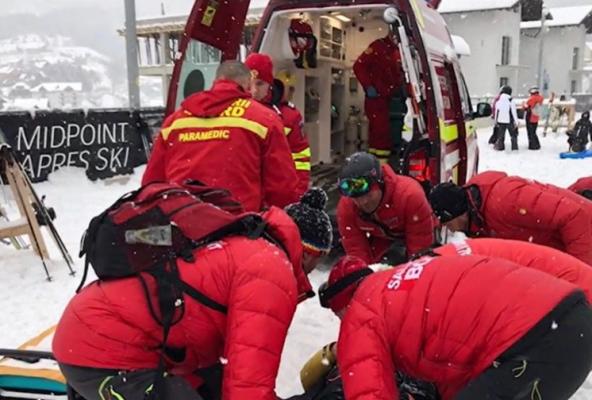 Incident, sâmbătă, pe pârtia Prislop. A fost activat Planul Roşu, după ce mai mulţi turişti au rămas blocaţi în telescaun din cauza unei pene de curent