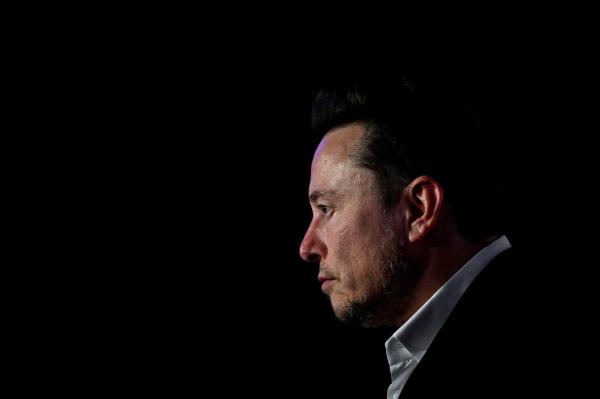 Averea lui Elon Musk, în pericol. Un judecător a blocat pachetul de compensaţii de 56 de miliarde $ pentru Tesla