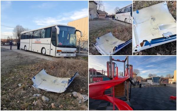 O bucată dintr-un avion s-a desprins în zbor şi a căzut lângă un loc de joacă din Mureş