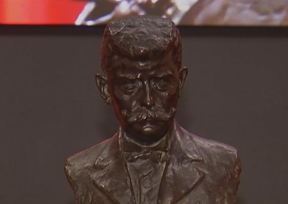 "Este o lucrare îmbrăcată în mult mister". O operă neştiută a lui Brâncuşi, expusă la Bucureşti: aparţine unui român care a obţinut-o la o licitaţie