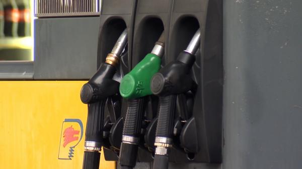 Carburanţii s-au scumpit din nou. Cât va costa în curând litrul de motorină, potrivit experților în energie
