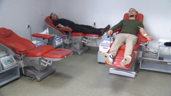 Impozite mai mici pentru donatorii de sânge. Condiţia pe care trebuie să o îndeplinească cei care vor să beneficieze de reducere