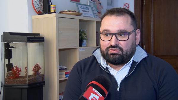 Lovitura primită de Laurenţiu, un antreprenor care are 3 microîntreprinderi în Capitală. "Impozitul va fi de 3-4 ori mai mare"