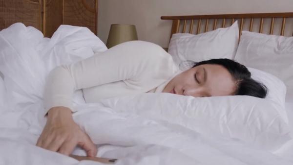 Câte ore doarme un român pe noapte. Cercetătorii trag un semnal de alarmă pentru cei care nu se odihnesc destul