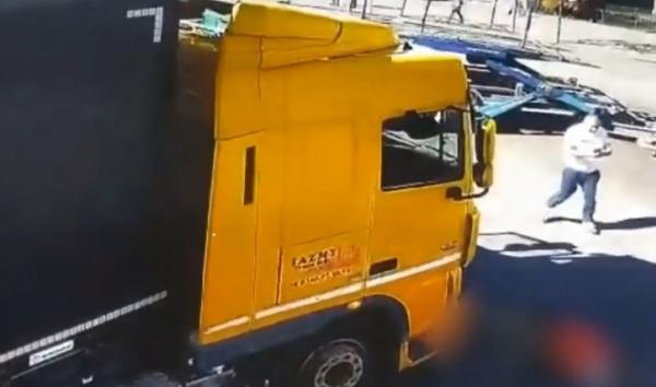 Ucisă de TIR, pe o trecere de pietoni din Găeşti. O cameră de supraveghere a filmat accidentul mortal