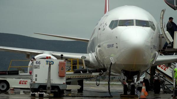 Avion Air France ce trebuia să ajungă în Bucureşti, aterizare de urgenţă în Budapesta. Piloţii au dat alarma chiar înainte de a intra în spaţiul aerian al României