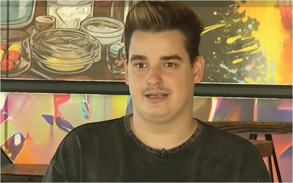 "Într-o lună, fac cât alţii într-un an". Un tânăr se laudă că a dat lovitura după ce şi-a luat al doilea job