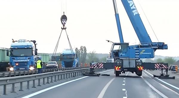 Trafic deviat pe A1 Bucureşti-Piteşti, timp de două săptămâni. De aseară, se circulă cu restricţii pe aproximativ 1,5 km