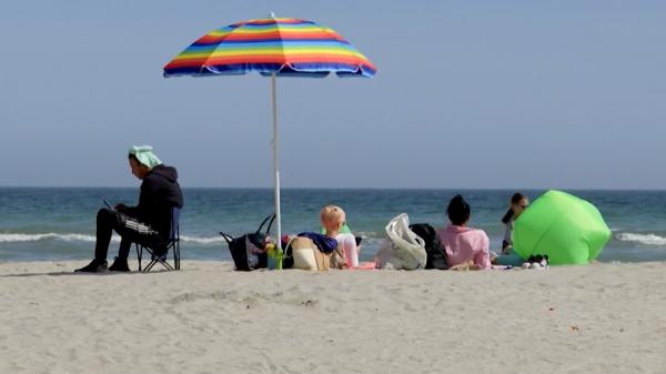 Trăim cea mai călduroasă zi de 15 aprilie din istorie. Azi, temperaturile se apropie de pragul caniculei