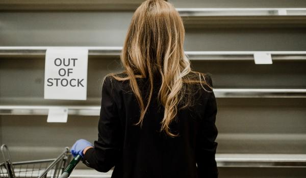 Marea Britanie se confruntă cu penuria de alimente din cauza condiţiilor meteo extreme: "Pieţele s-au prăbuşit"