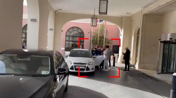 Primele imagini cu Prinţul Paul după ce a fost prins în Malta. Cum ar putea fi adus în ţară