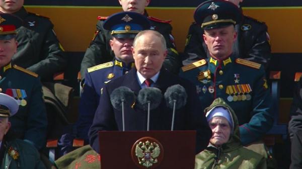 Vladimir Putin şi-a reluat atacul asupra Occidentului, de Ziua Victoriei: Nu vom permite nimănui să ne amenințe