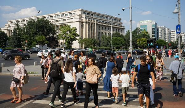 Jumătate dintre români consideră că acum trăiesc mai rău decât în urmă cu 10 ani - Sondaj IRES