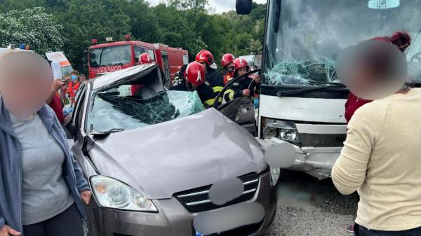 Şoferul autocarului implicat în accidentul fatal de pe DN 67 din Vâlcea consumase alcool. Inconştienţa a dus la moartea unui bărbat