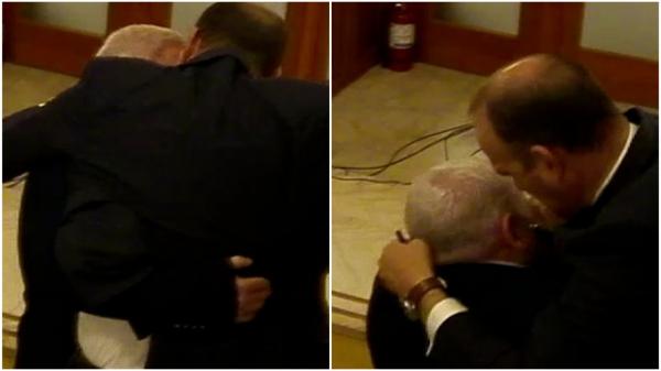 Momentul în care Dan Vîlceanu îl loveşte şi încearcă să îl muşte de nas pe Florin Roman, în Parlament