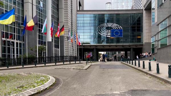 Principalii candidaţi la şefia Comisiei Europene, în prima dezbatere la Bruxelles