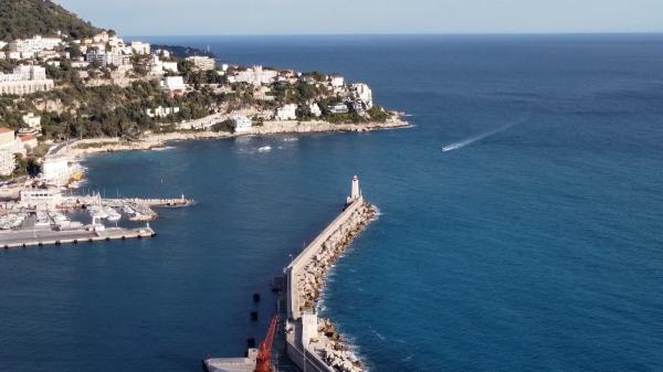 Concediu pe datorie. Peste 20% dintre români apelează la împrumuturi pentru o vacanţă de vis