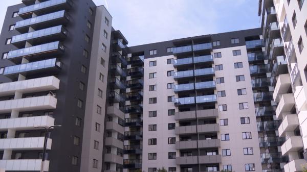 Cu cât se vinde acum un apartament de 2 camere care costa 100.000 de euro în 2023