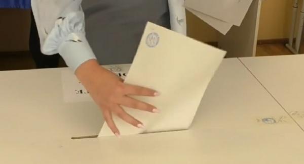 Alegeri locale 2024 în cifre: Judeţele cu cei mai mulţi votanţi vs. cei mai puţini. În Capitală, 800.000 de oameni s-au prezentat la urne