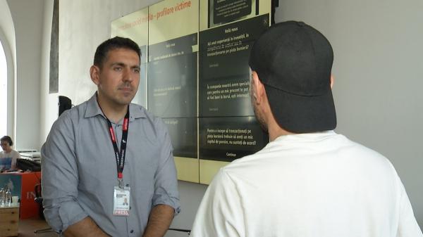 "Am rămas fără 2.500 de lei". Un tânăr povesteşte cum i-au fost furaţi banii din cont în timp ce îşi rezerva vacanţa