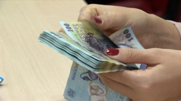 S-a împrumutat 2.500 de lei şi a ajuns să dea înapoi 11.000 de lei. Dobânzile care au fost interzise prin lege