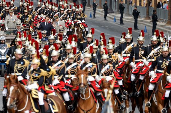 Ziua Naţională a Franţei: Jocurile Olimpice au mutat celebra paradă de pe Champs-Élysées pe Avenue Foch