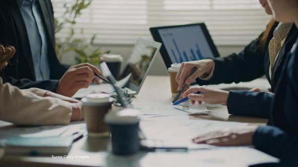 Cum pot obține antreprenorii 50.000 de euro pentru a-și deschide o afacere. Trebuie să îndeplinească o singură condiție